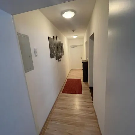 4910 * リート・イム・インクライス